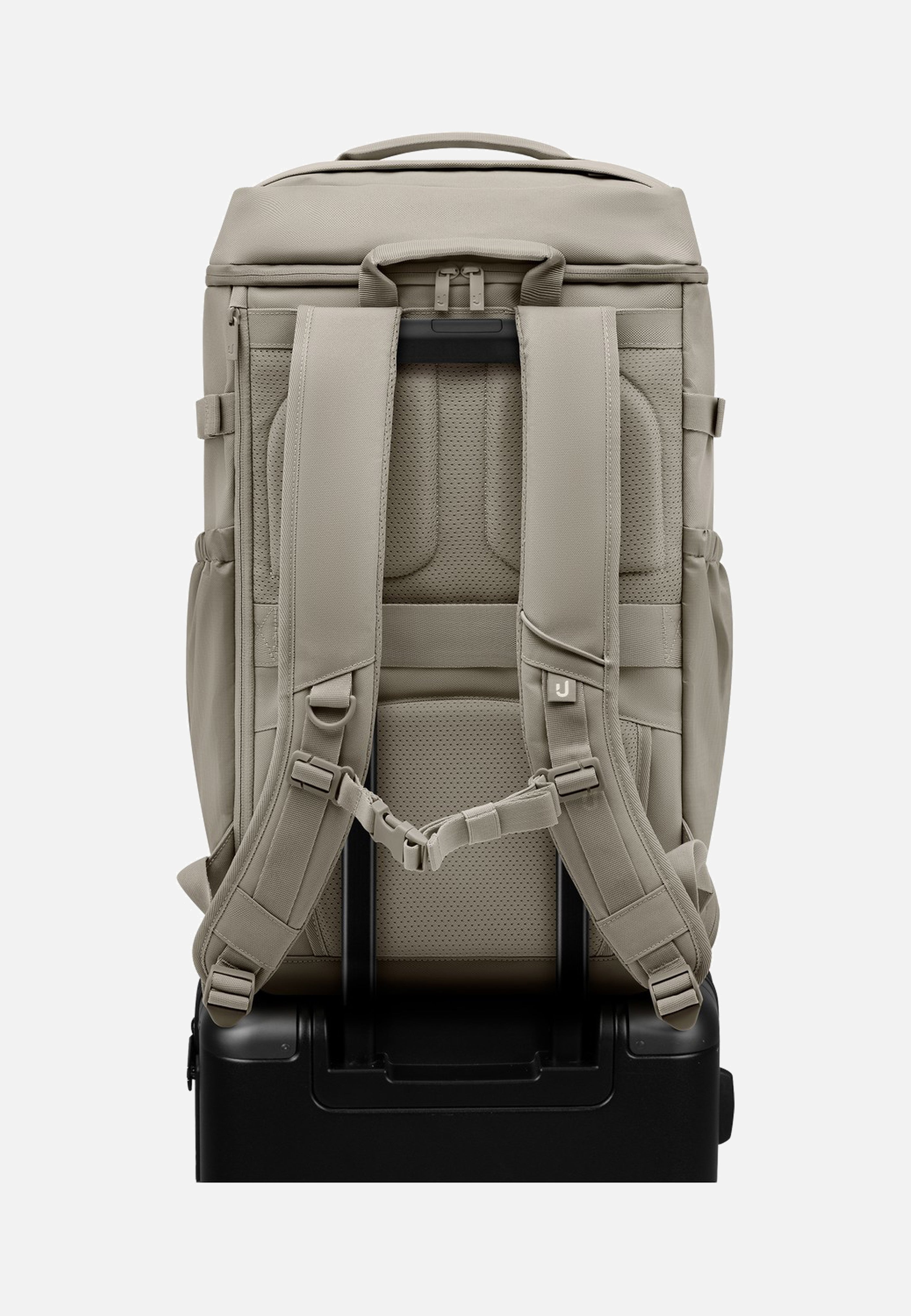 Johnny Urban Kian Large Desert Grey Backpack