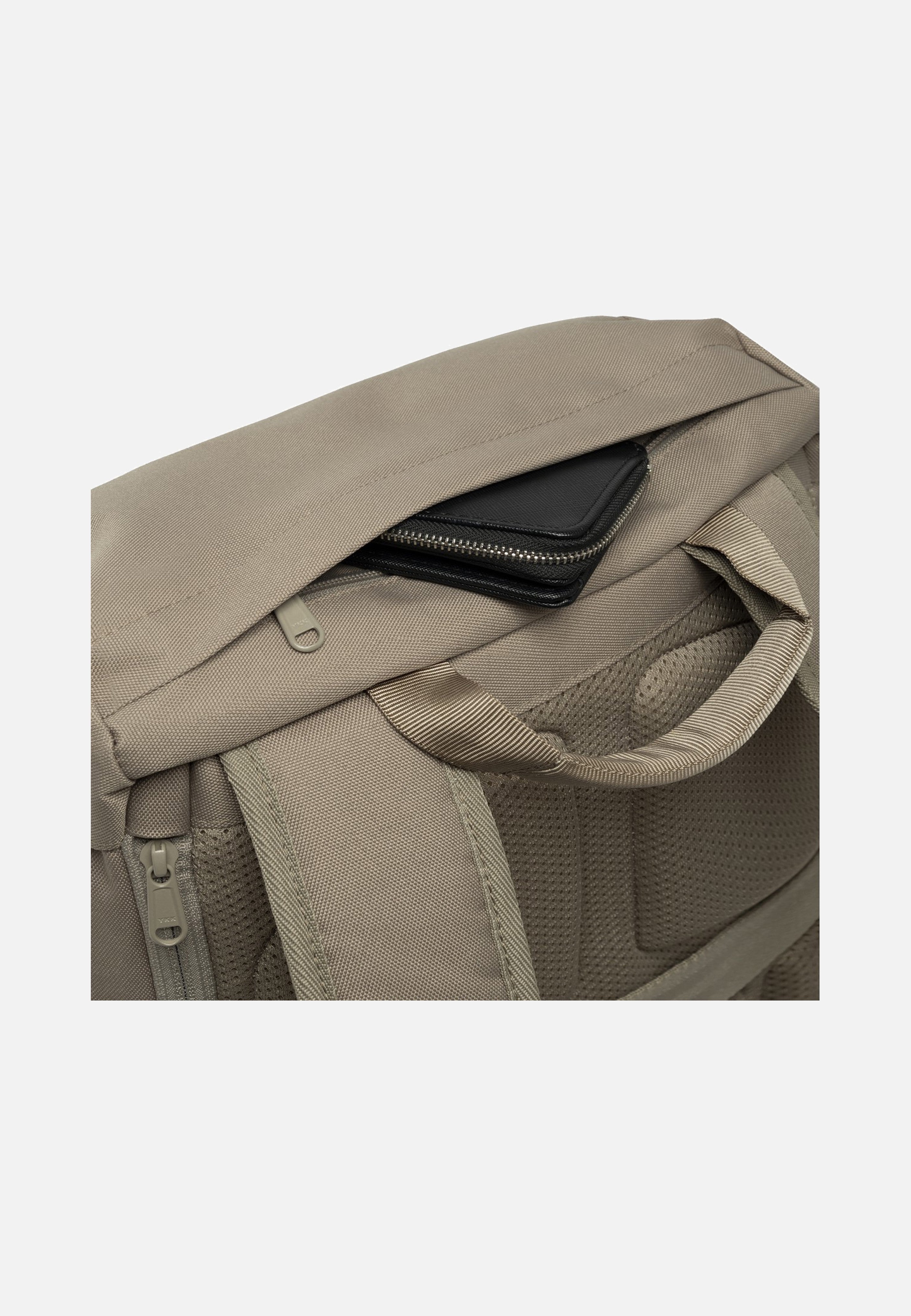 Johnny Urban Nico Desert Grey Backpack