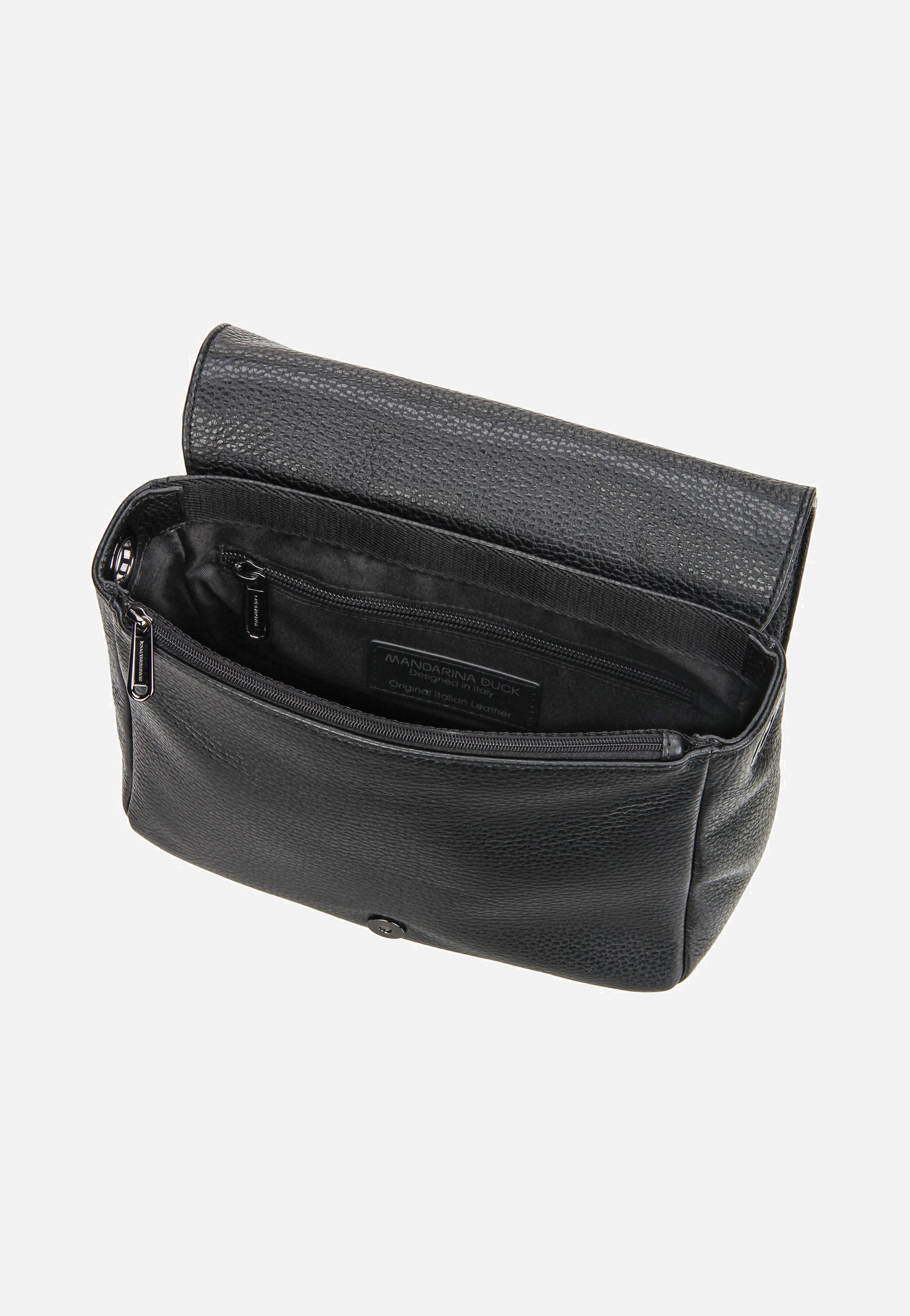 Mandarina Duck Mellow Leather Hunting Bag FZT69 Nero Crossbody Bag
