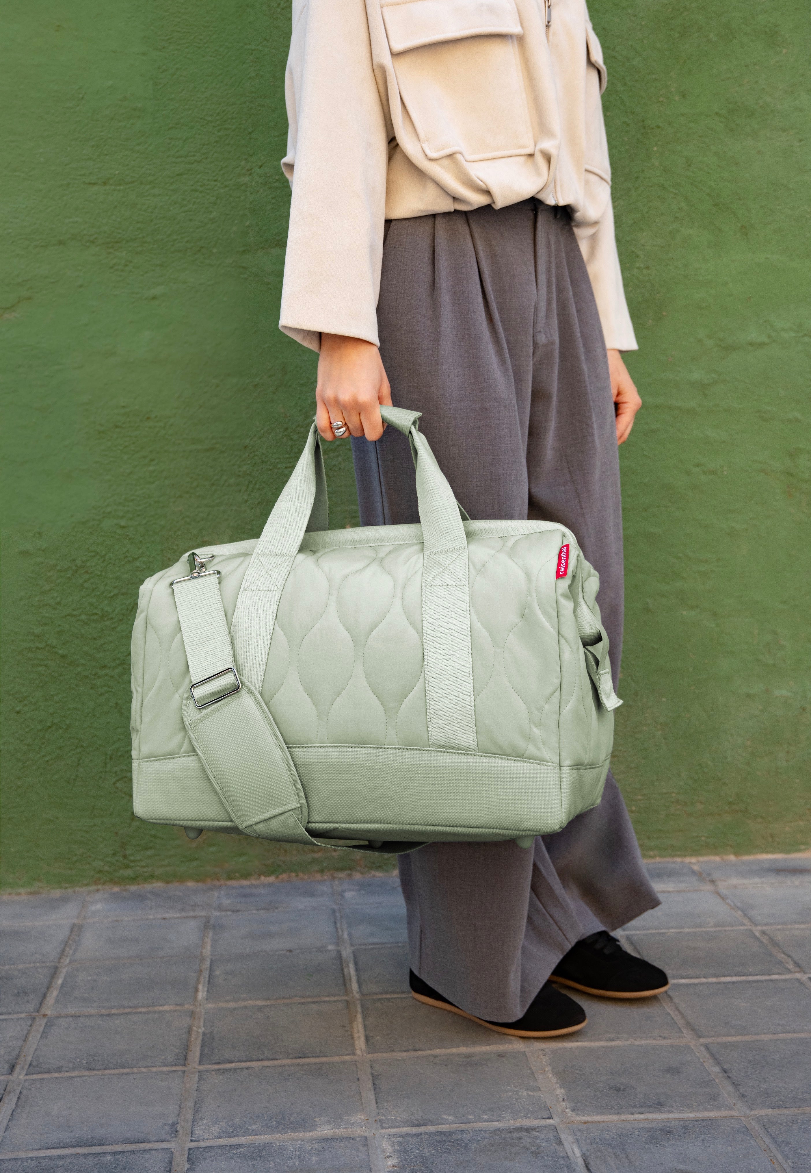 reisenthel Allrounder L Puffer Iced Matcha Dufflebag