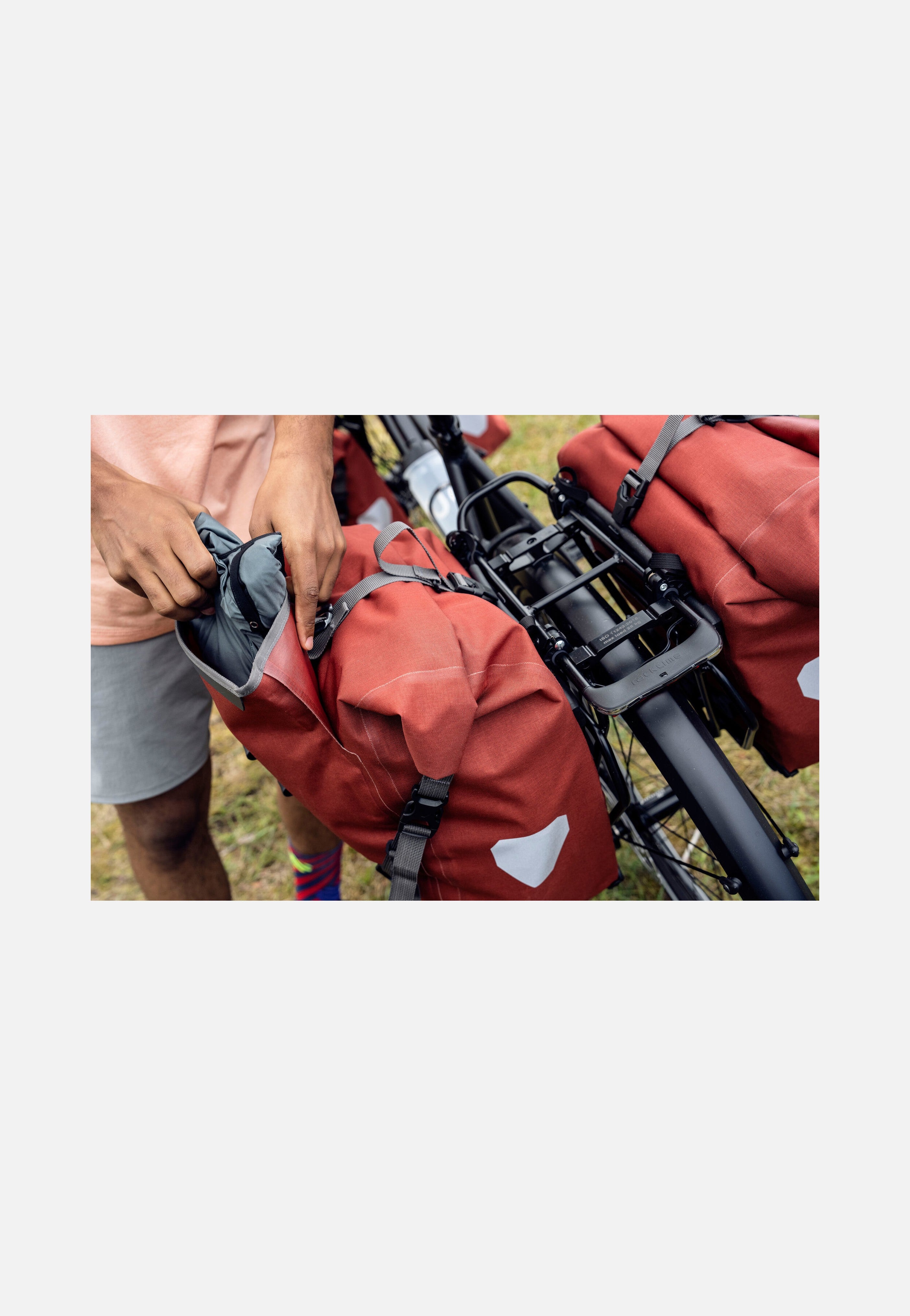 ORTLIEB - Back-Roller Plus Single QL2.1 Dark Chili - Bike Bag | Neutral-Image