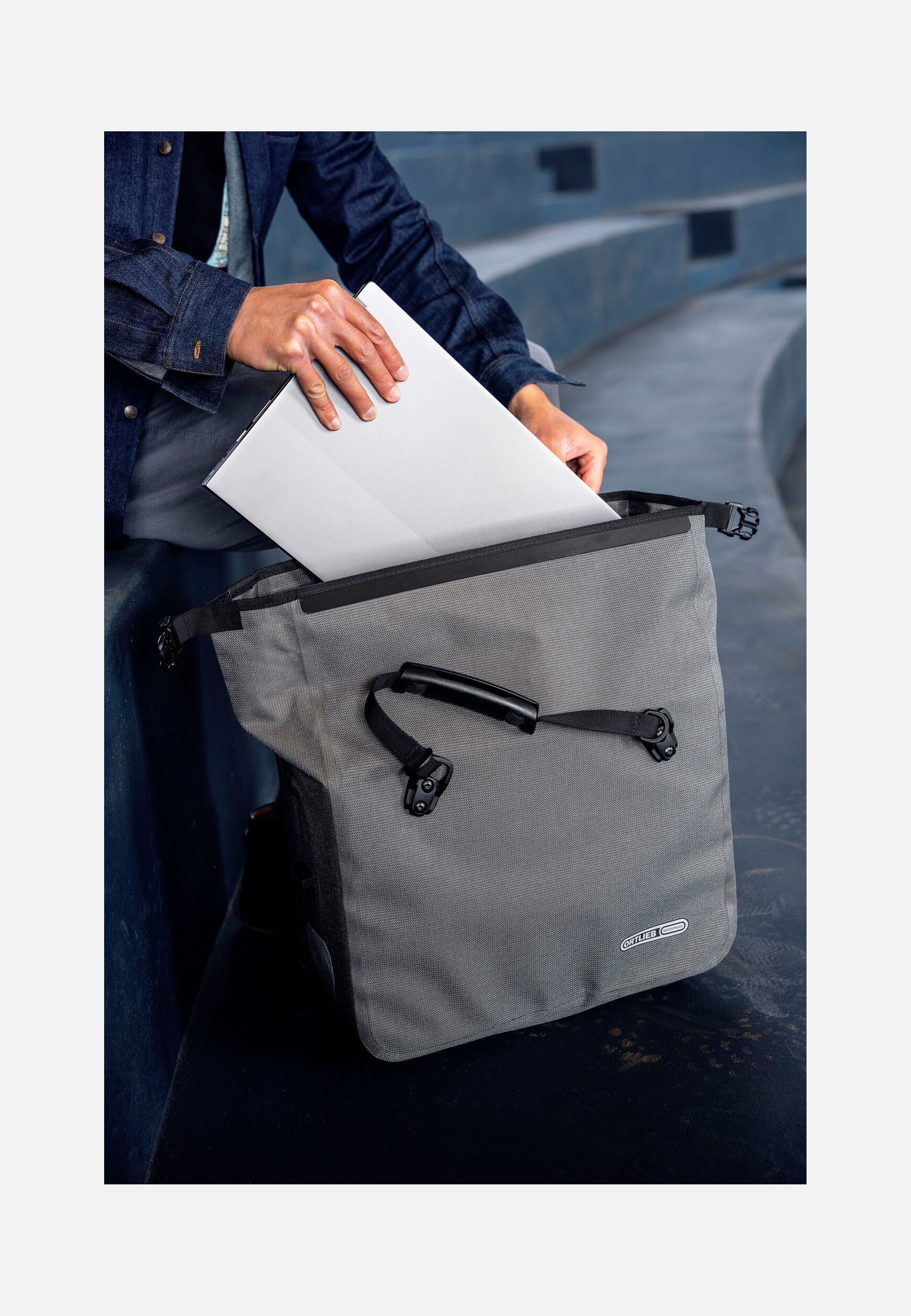 ORTLIEB - Office-Bag Urban QL2.1 Pepper - Bike Bag | Neutral-Image