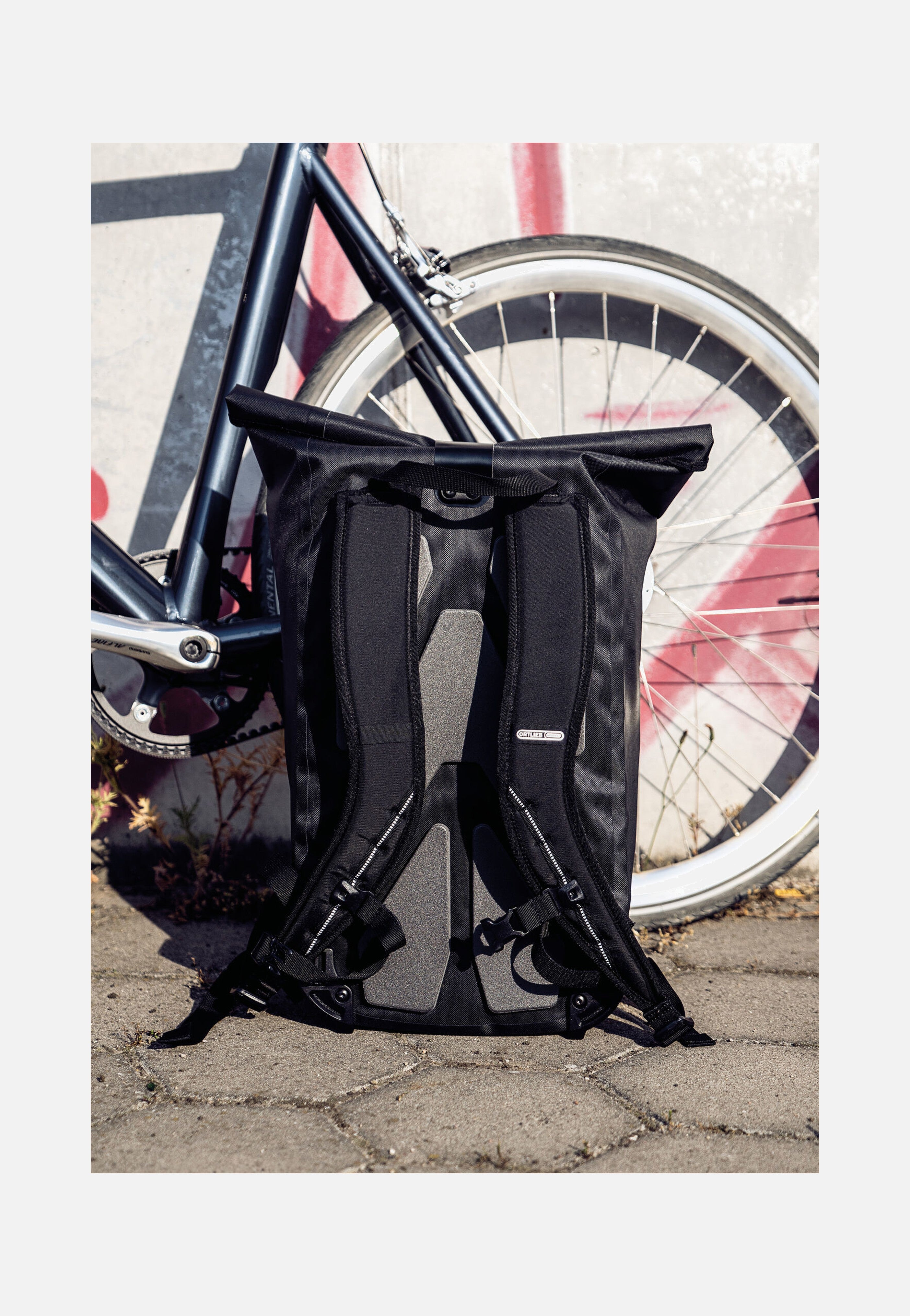 ORTLIEB - Velocity PS 23L Schwarz - Rolltop Backpack | Neutral-Image