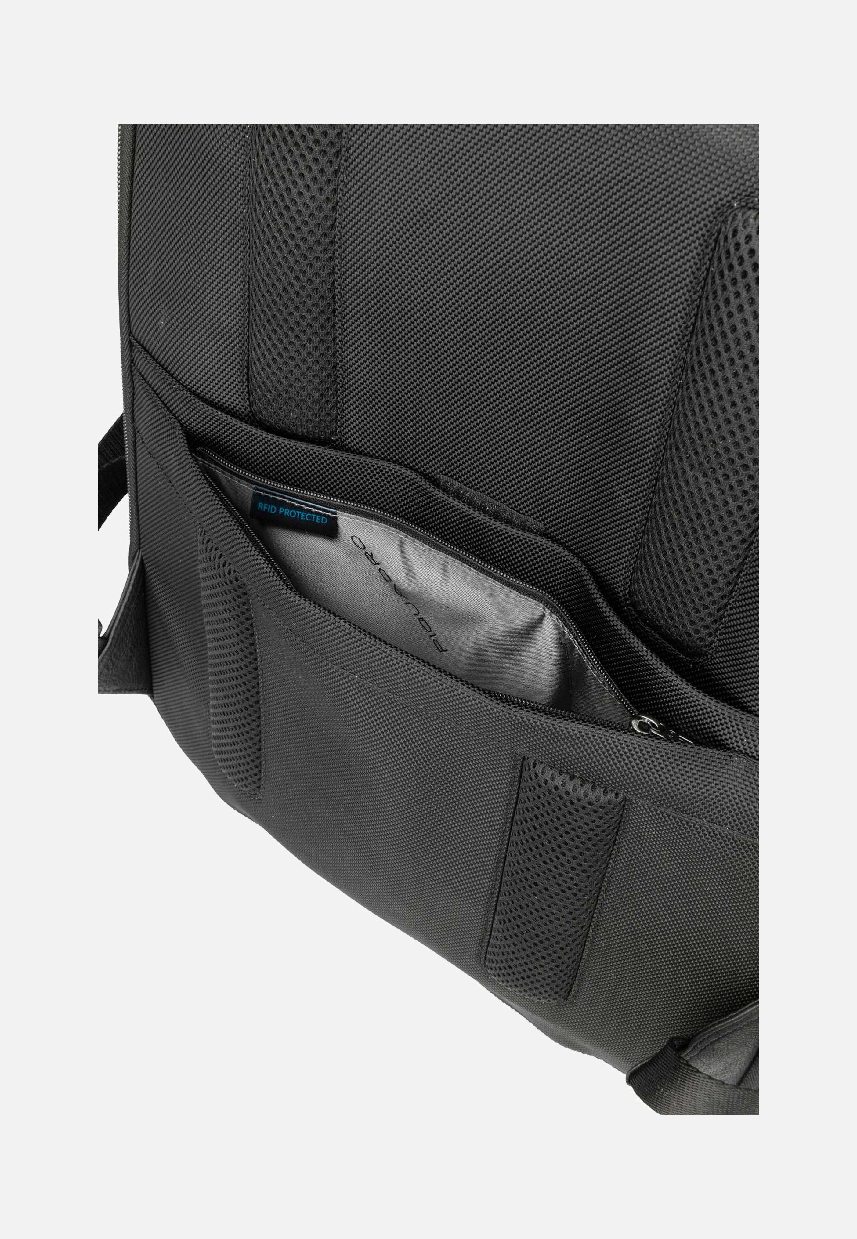 Piquadro Brief Fast-Check 4532 RFID Nero - Backpack | Sakoi