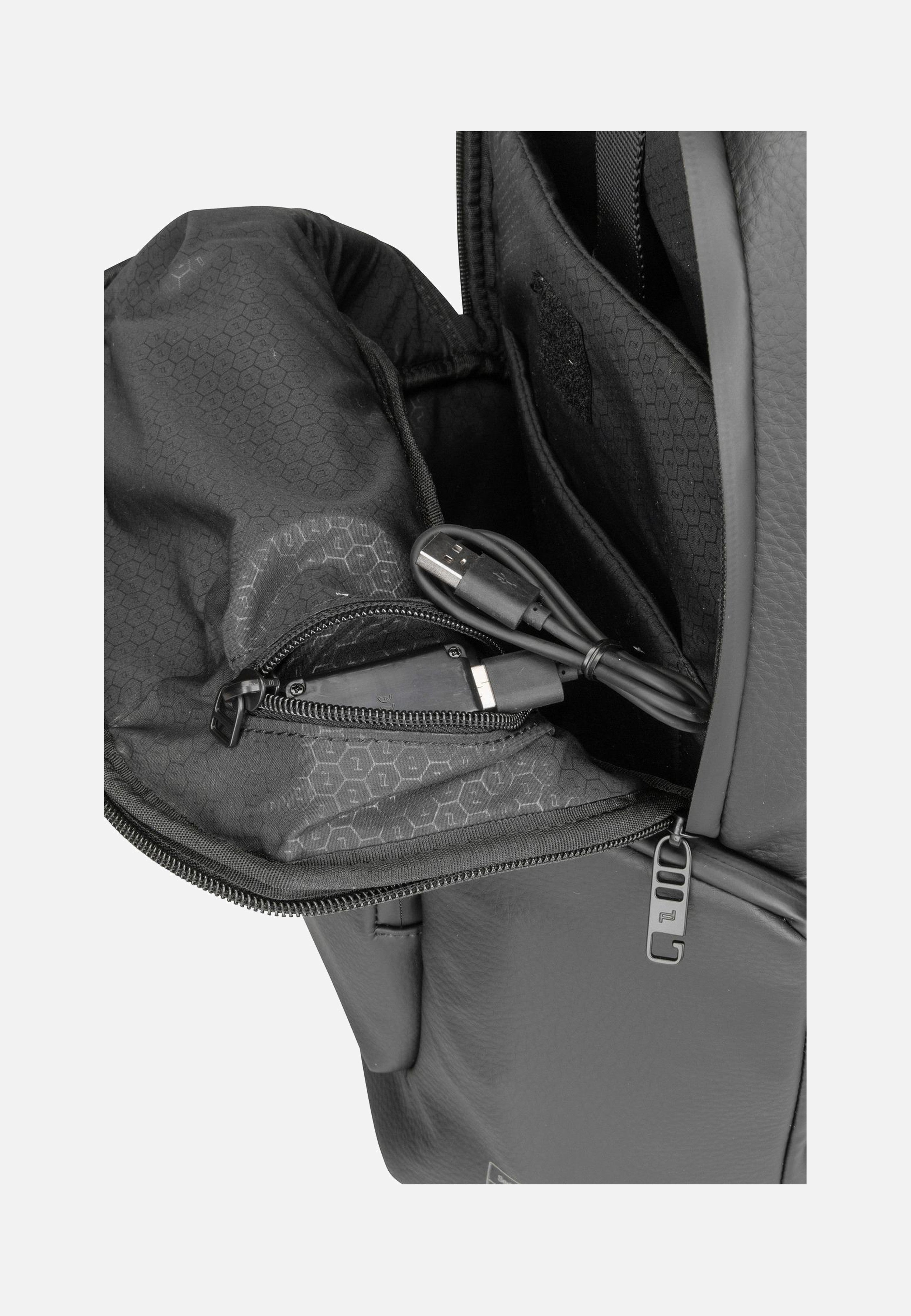 Porsche Design - Urban Eco Leather S Black - Backpack | Men-Image