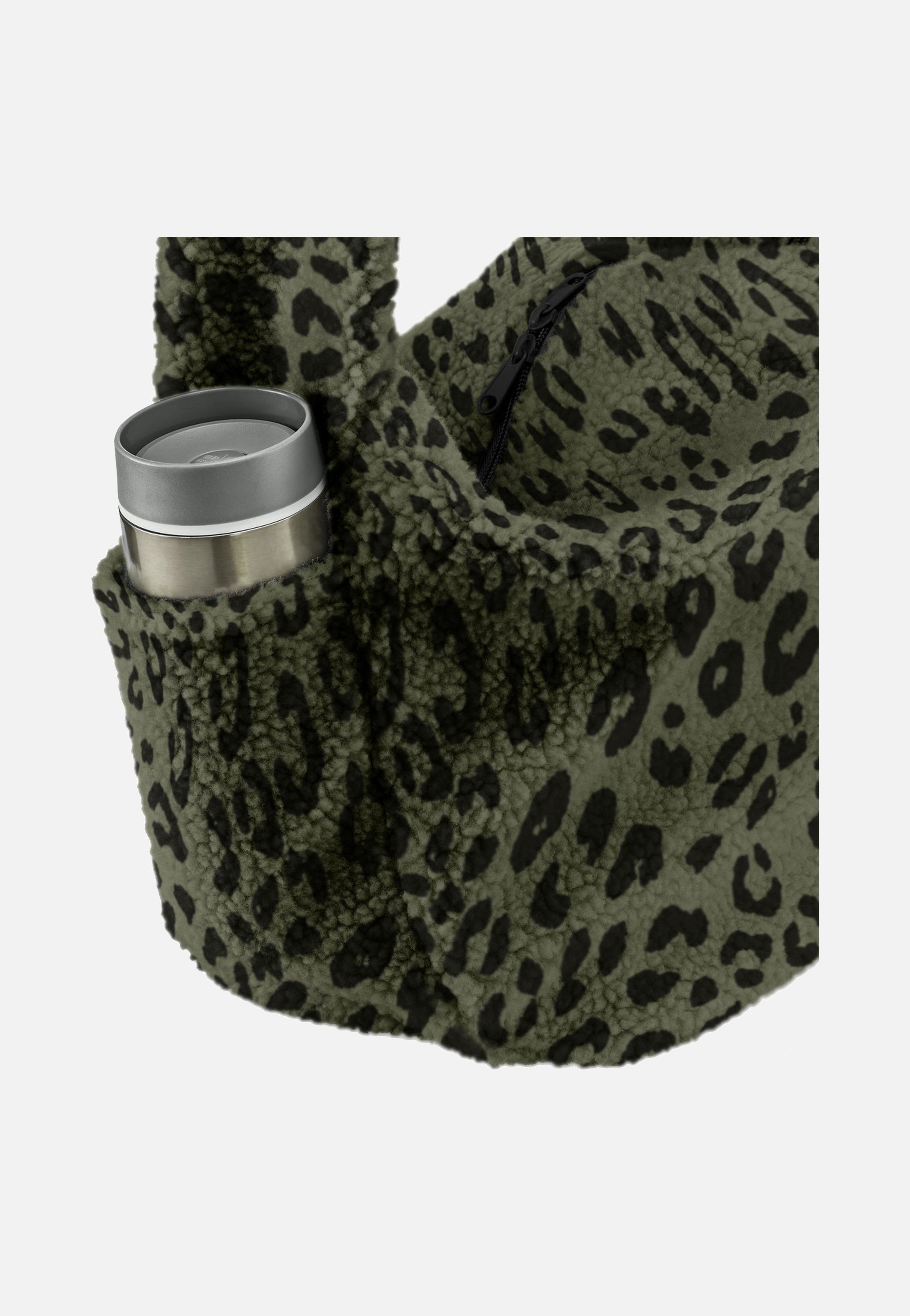 reisenthel Moonbag Teddy Leo Olive Hobo Bag