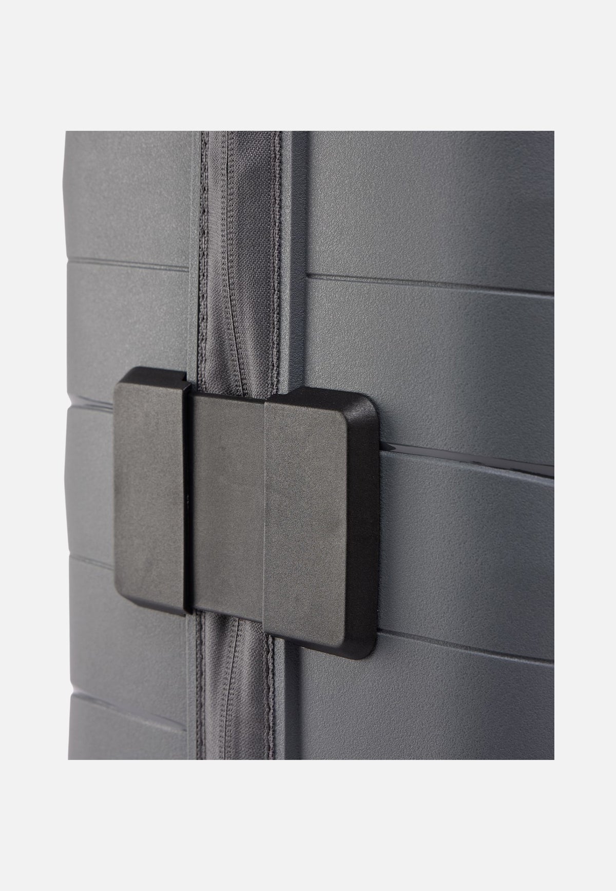 Stratic Ethos Trolley L Anthracite Valigia