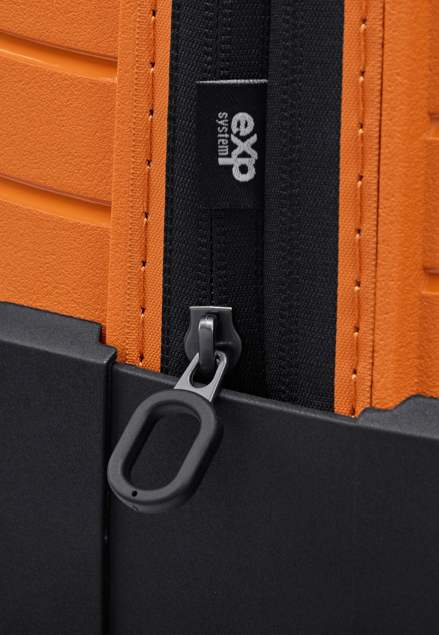 Stratic Novium ML Trolley M Rosso Clay Suitcase