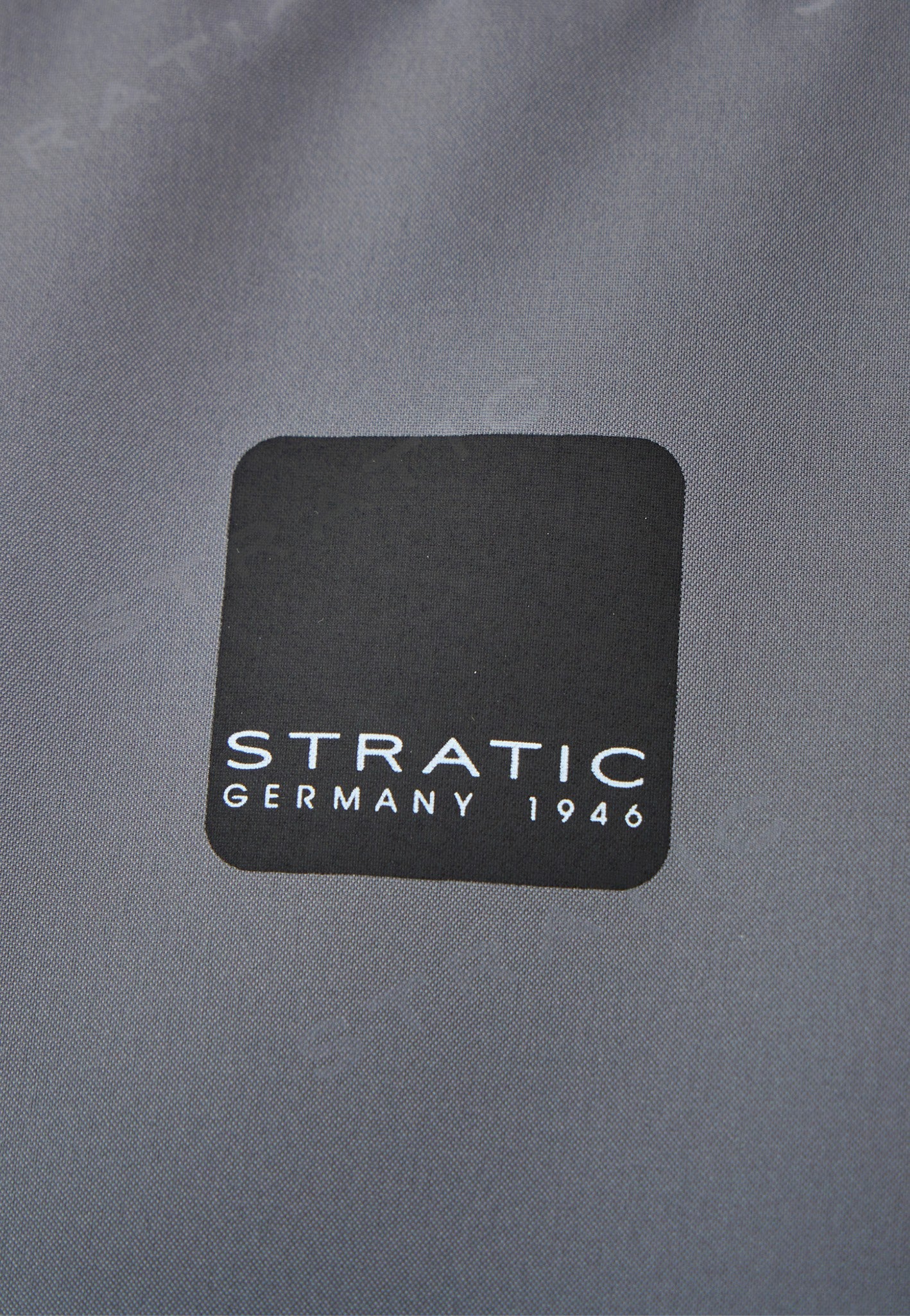Stratic Phoenix SL Trolley S Black Suitcase