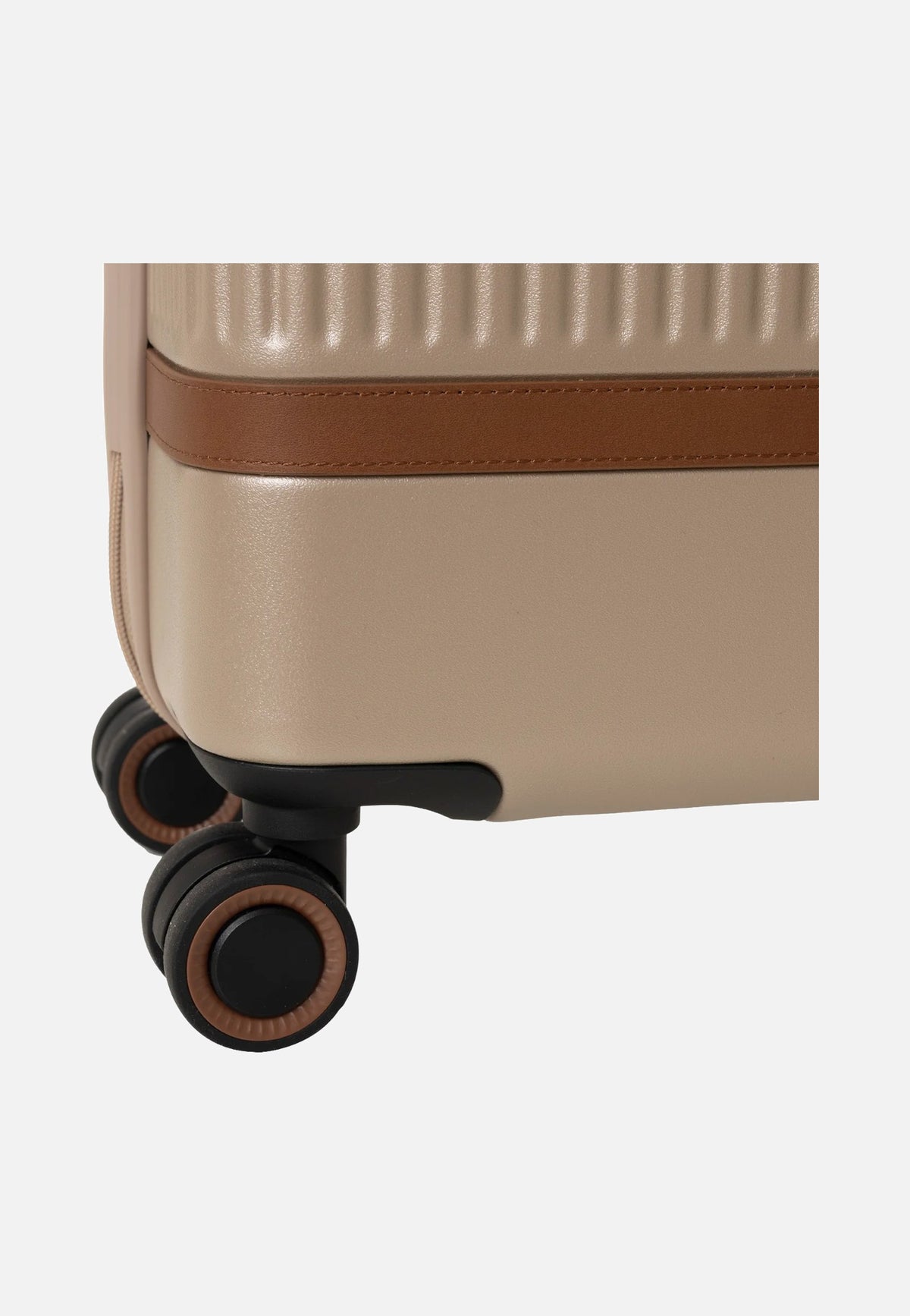 The Chesterfield Brand Zuna Cabin Champagne Suitcase