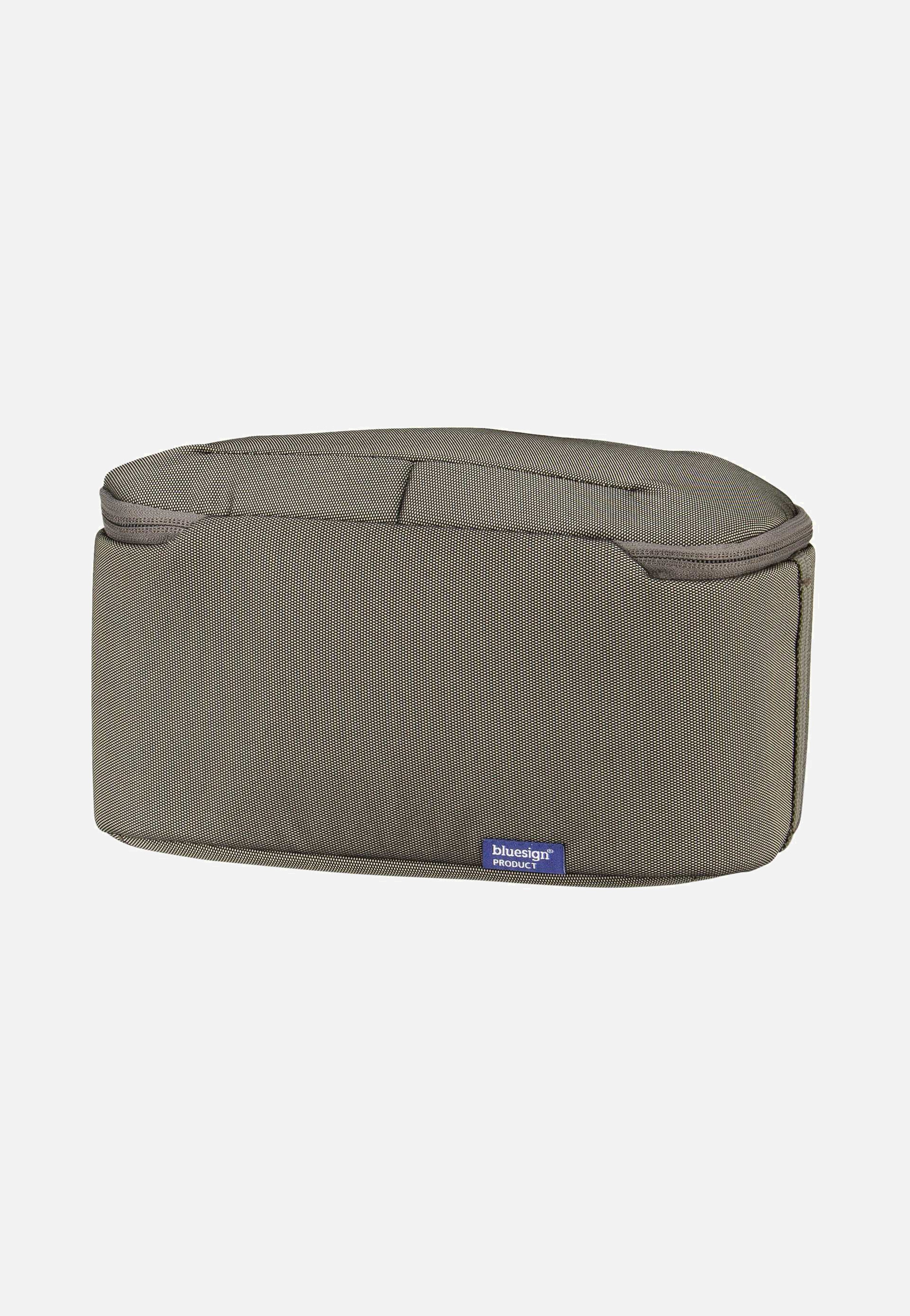 Thule Subterra 2 Vetiver Gray Toiletry Bag