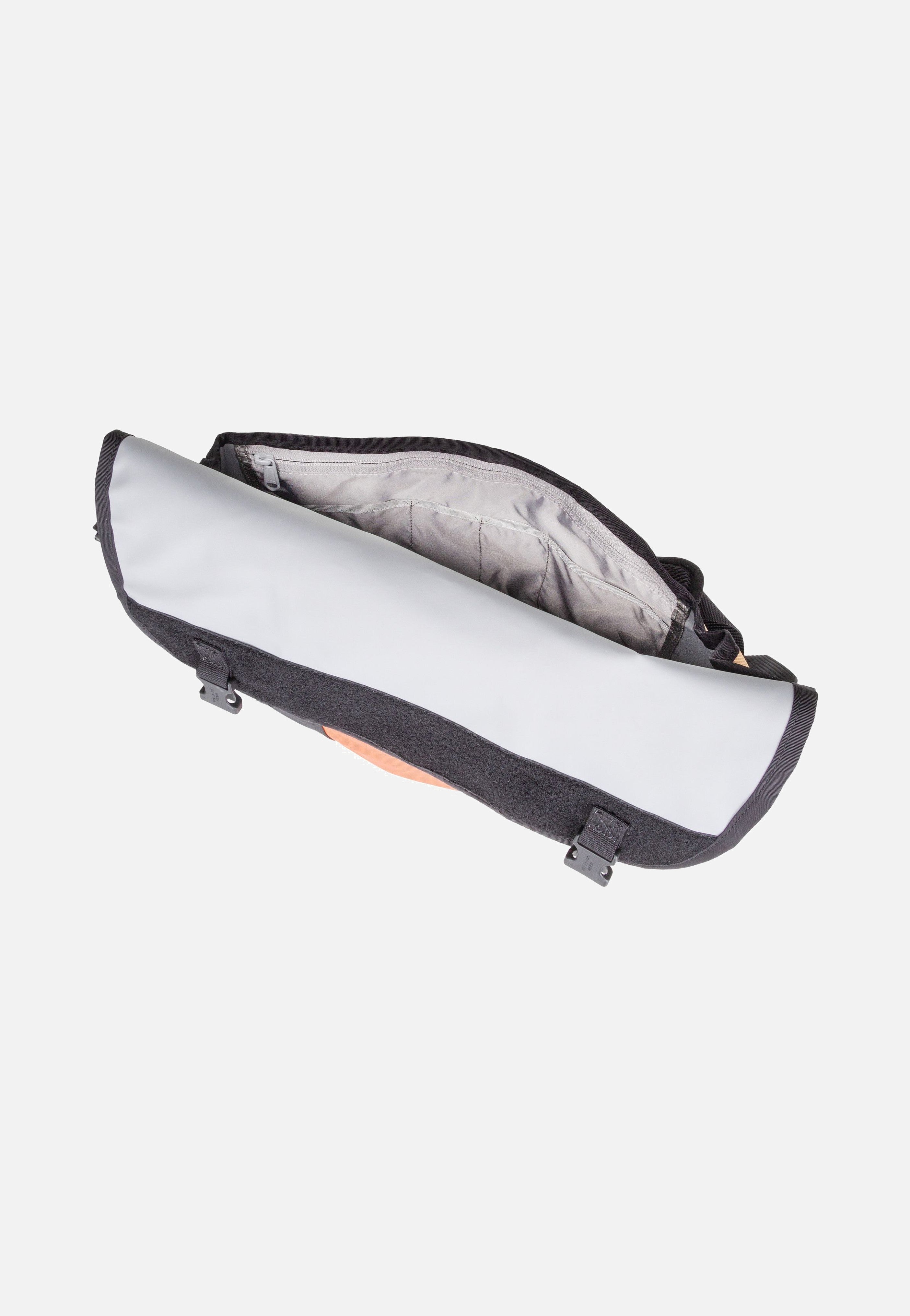 Timbuk2 - Classic S Earth - Messenger Bag | Neutral-Image