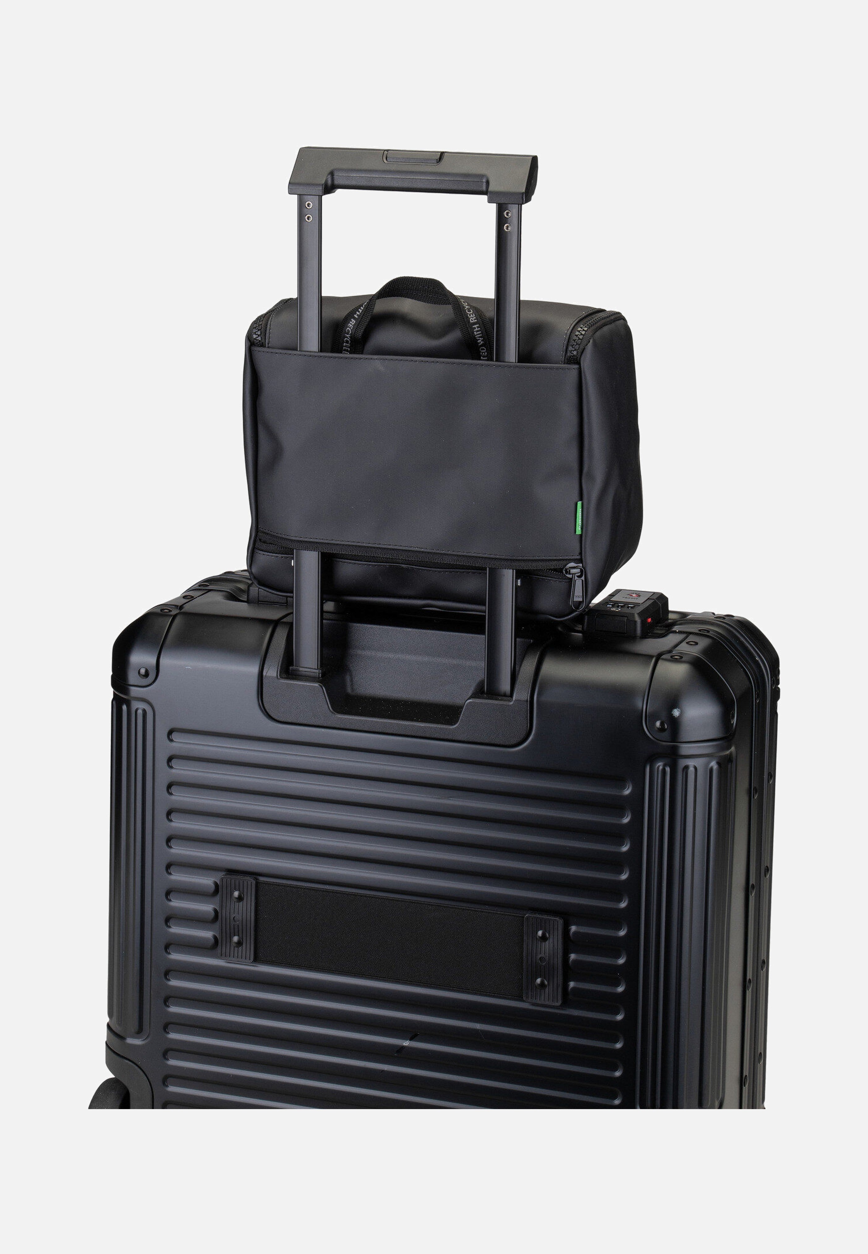 Vaude Banaba Black Toiletry Bag