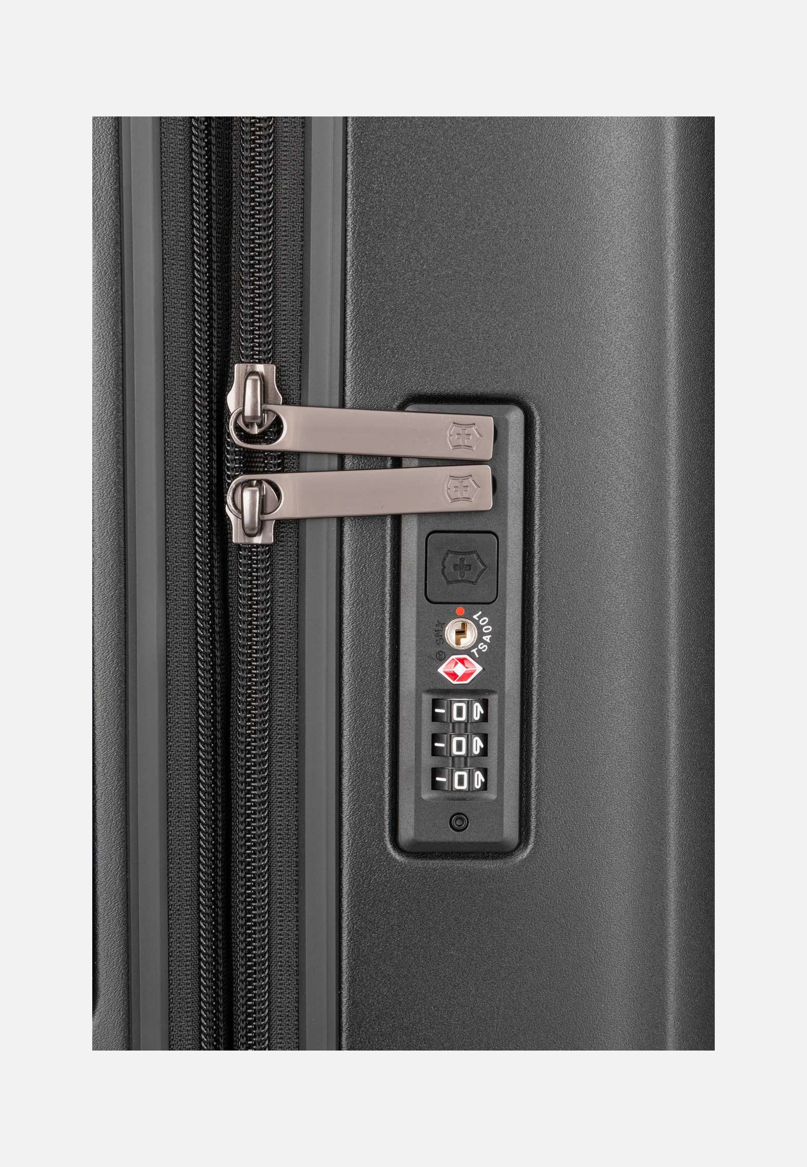 Victorinox - Airox Advanced Frequent Flyer Carry-On Black - Suitcase | Neutral-Image